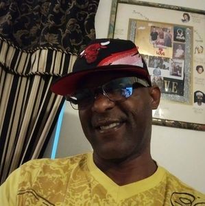 Meet your Posher, Dexter walker